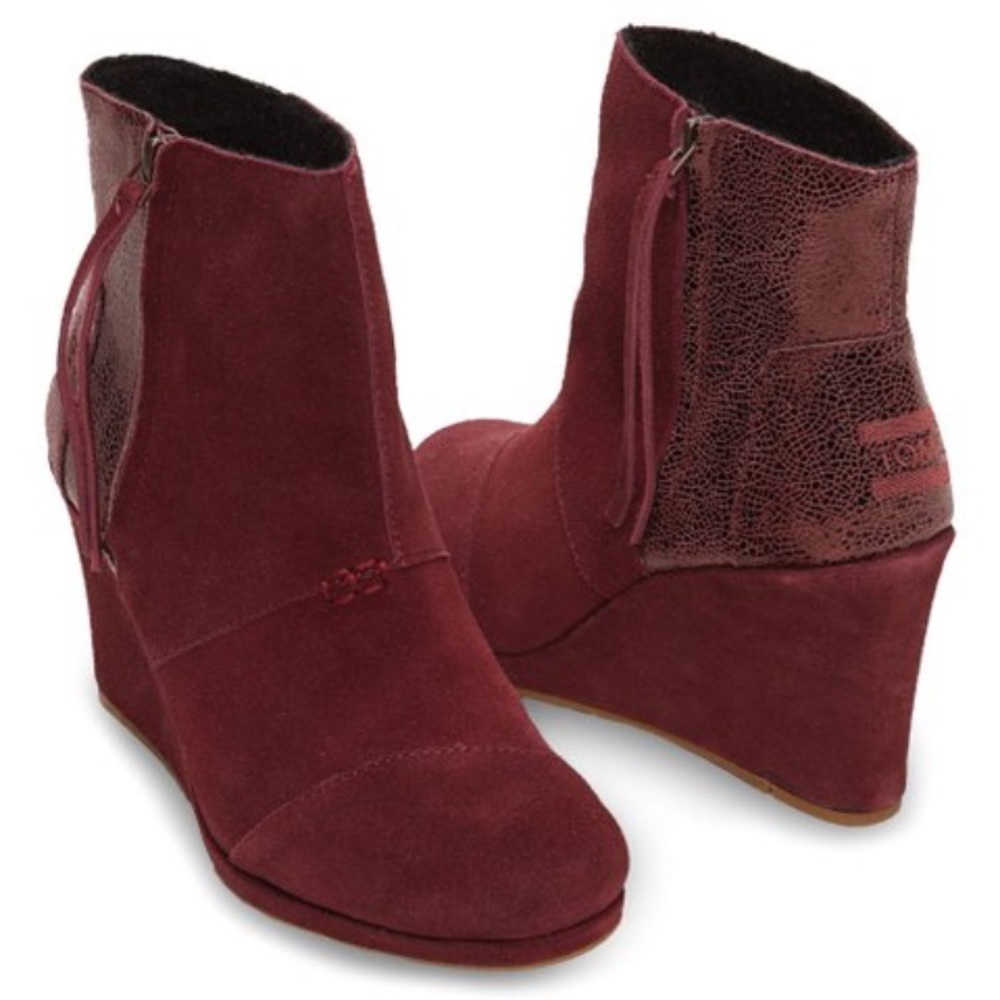 TOMS Wine Crackled Desert High Suede Booties
